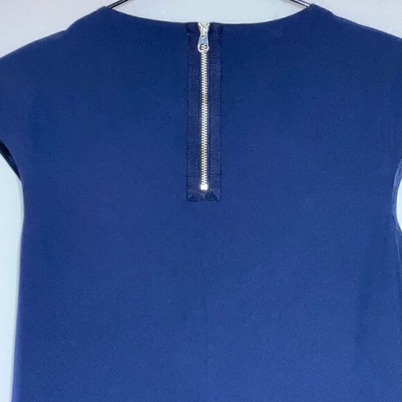 Ted
Baker Kimmiye Navy Blue Pleated Shift Dress embellished neckline Womens Sz 1 - Picture 5 of 10